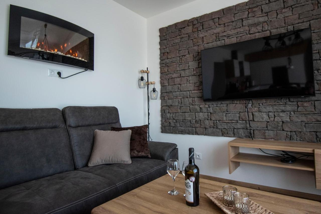 Apartman Jesienka, Hillside Dolny Kubin Exterior foto
